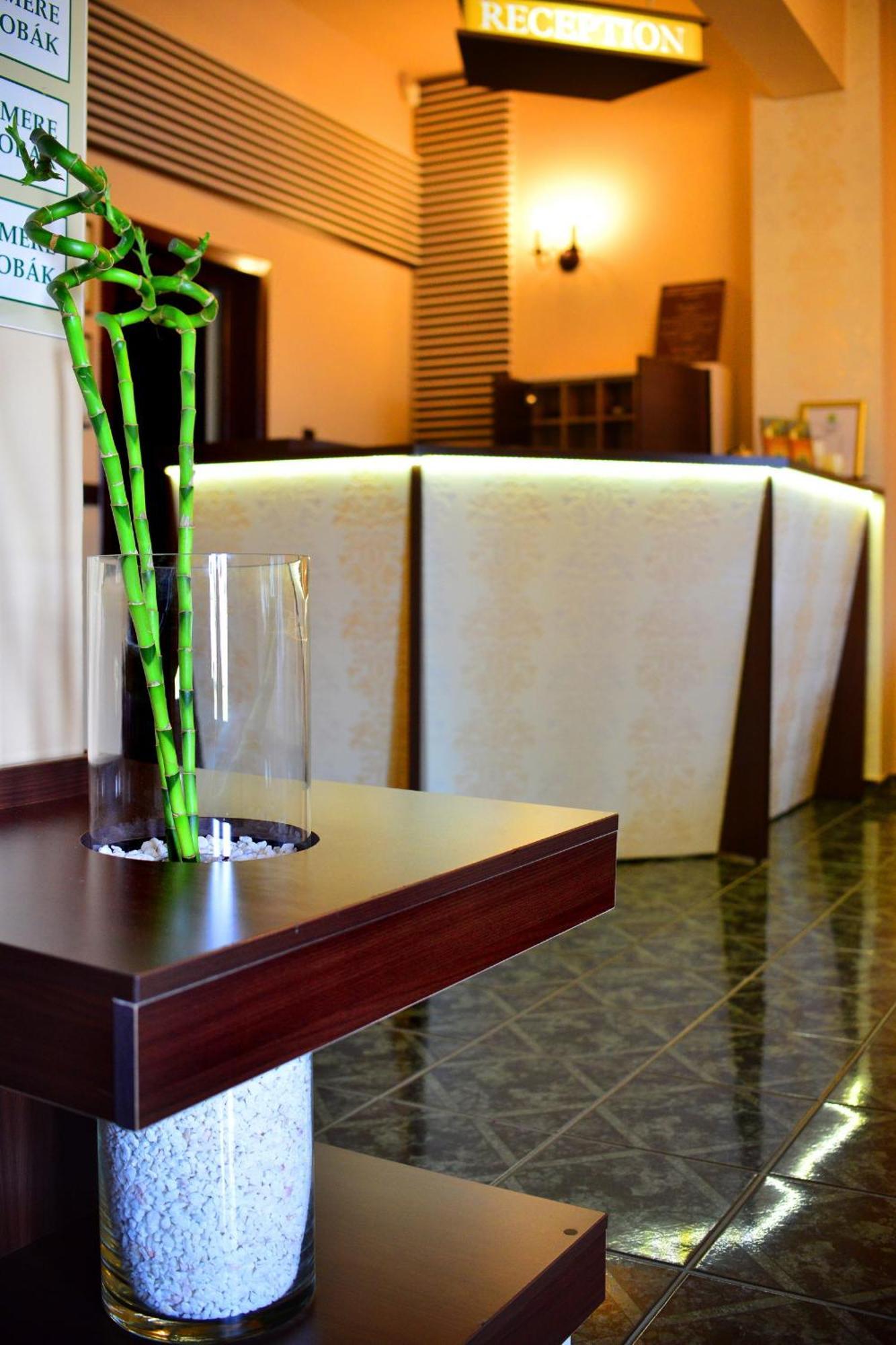 Hotel Restaurant Park Miercurea Ciuc Exterior foto